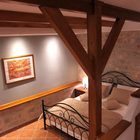 Estia Apartmán *