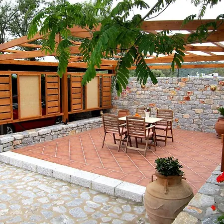 Estia